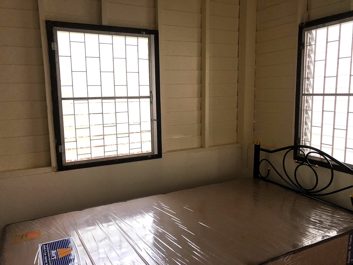 รูปภาพ บ้านพักรายปีให้เช่ามีสวน เพชรเกษม21  | อพาร์ทเม้นท์ หอพัก ที่พัก ห้องพัก - รูปที่ 3/5