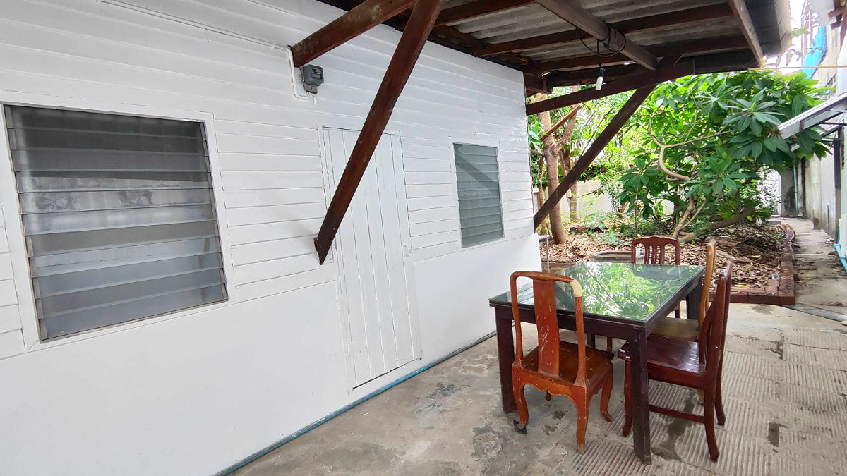 รูปภาพ บ้านพักรายปีให้เช่ามีสวน เพชรเกษม21  | อพาร์ทเม้นท์ หอพัก ที่พัก ห้องพัก - รูปที่ 1/5
