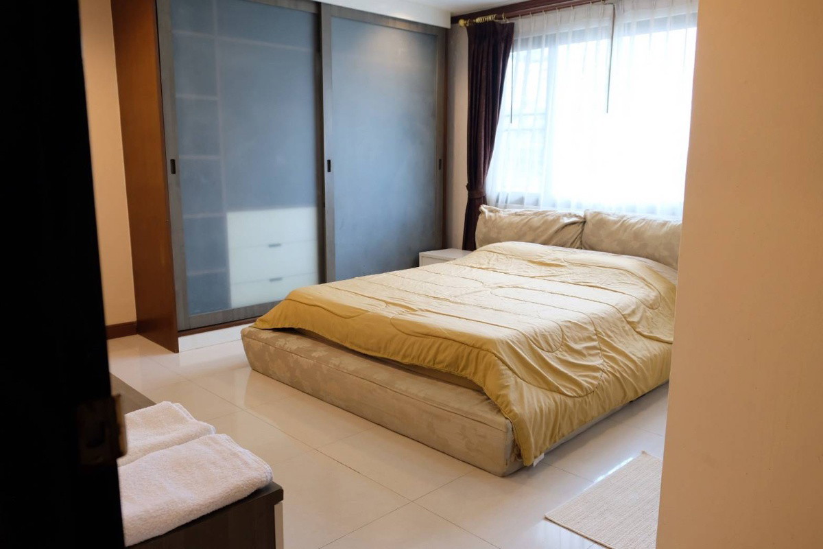 Condo · Watthana, bangkok — photo 5