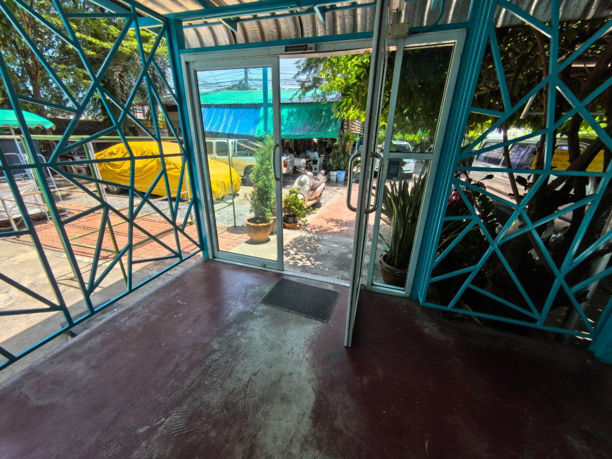 Condo — photo 5