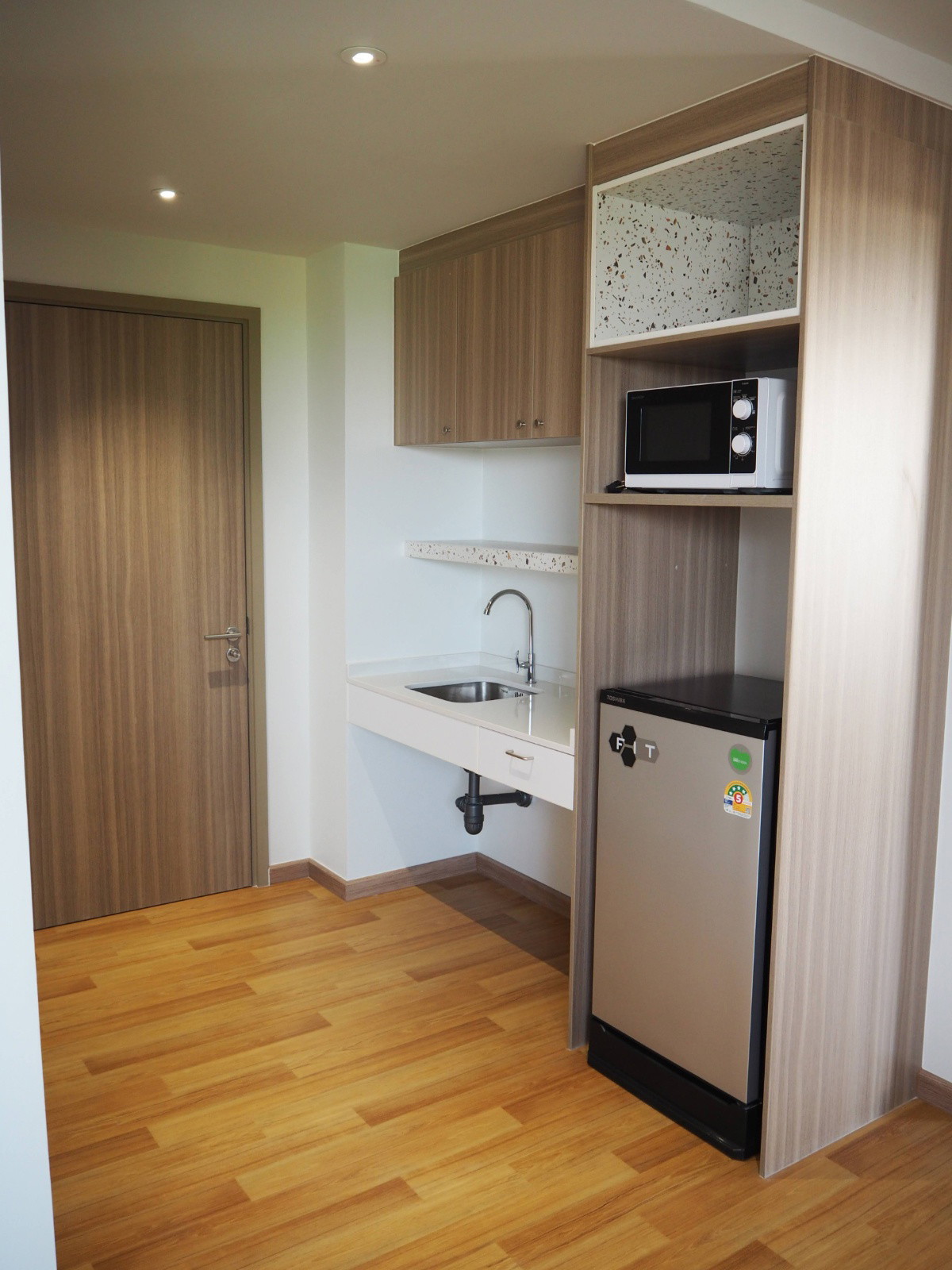 Condo · Mueang Samut Prakan — photo 3