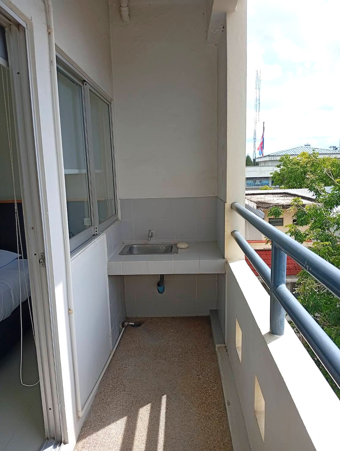 Pictures of Ruenthip Pattaya 5/5