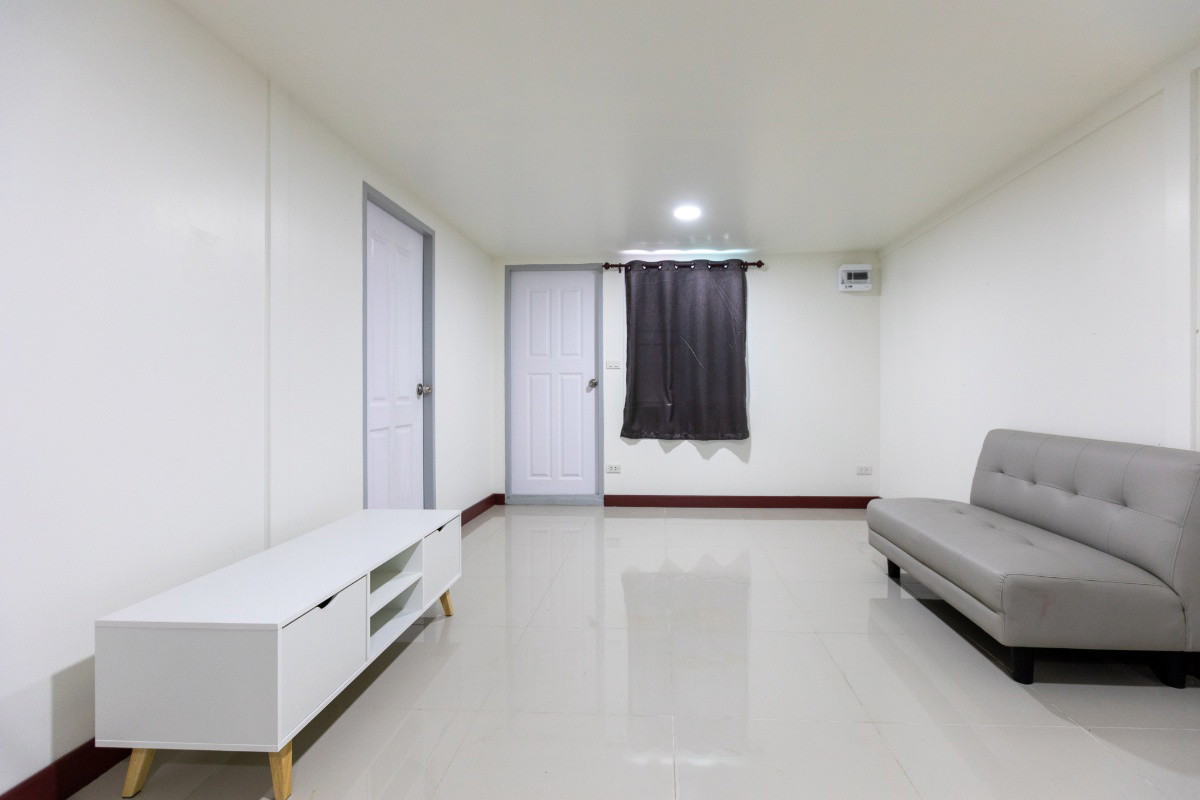 Condo · Phra Khanong, bangkok