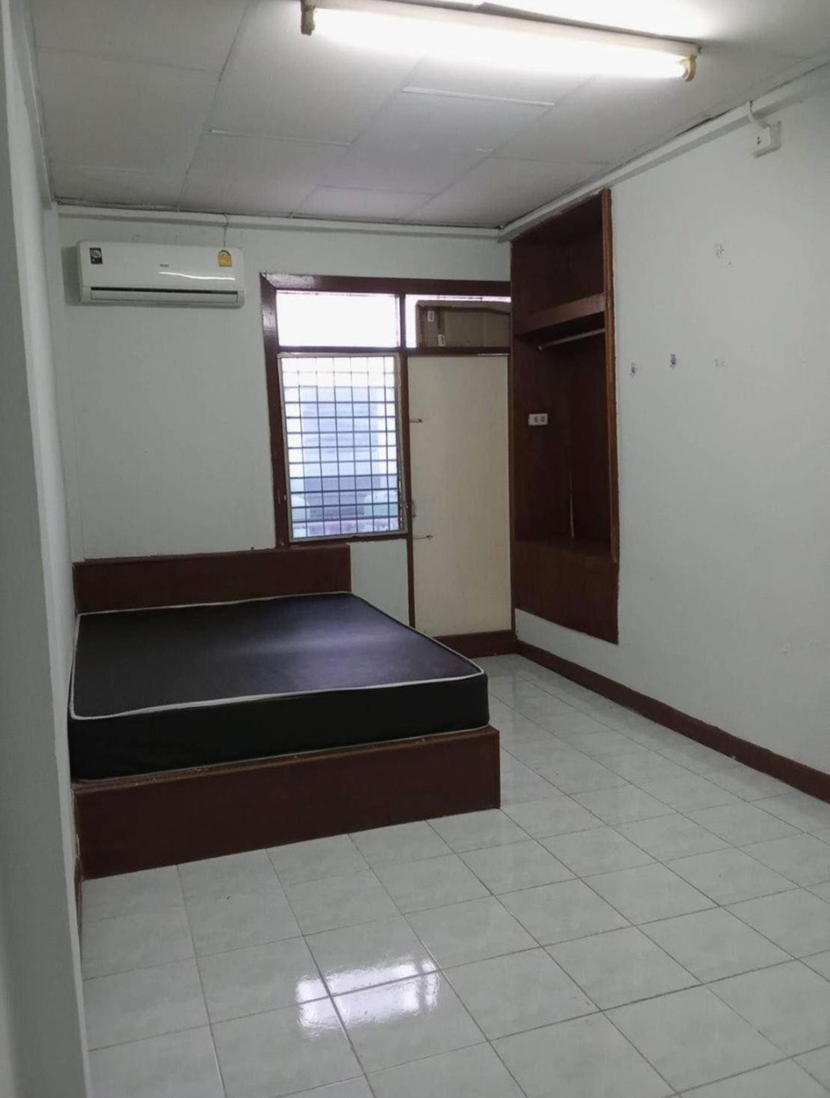 Condo · Bang Kapi, bangkok — photo 1