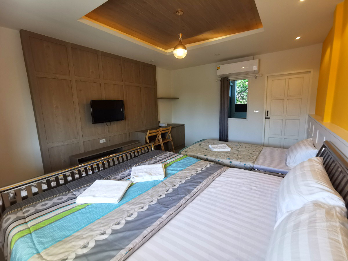 Pictures of Amphawa Horse Farm Resort 10/21