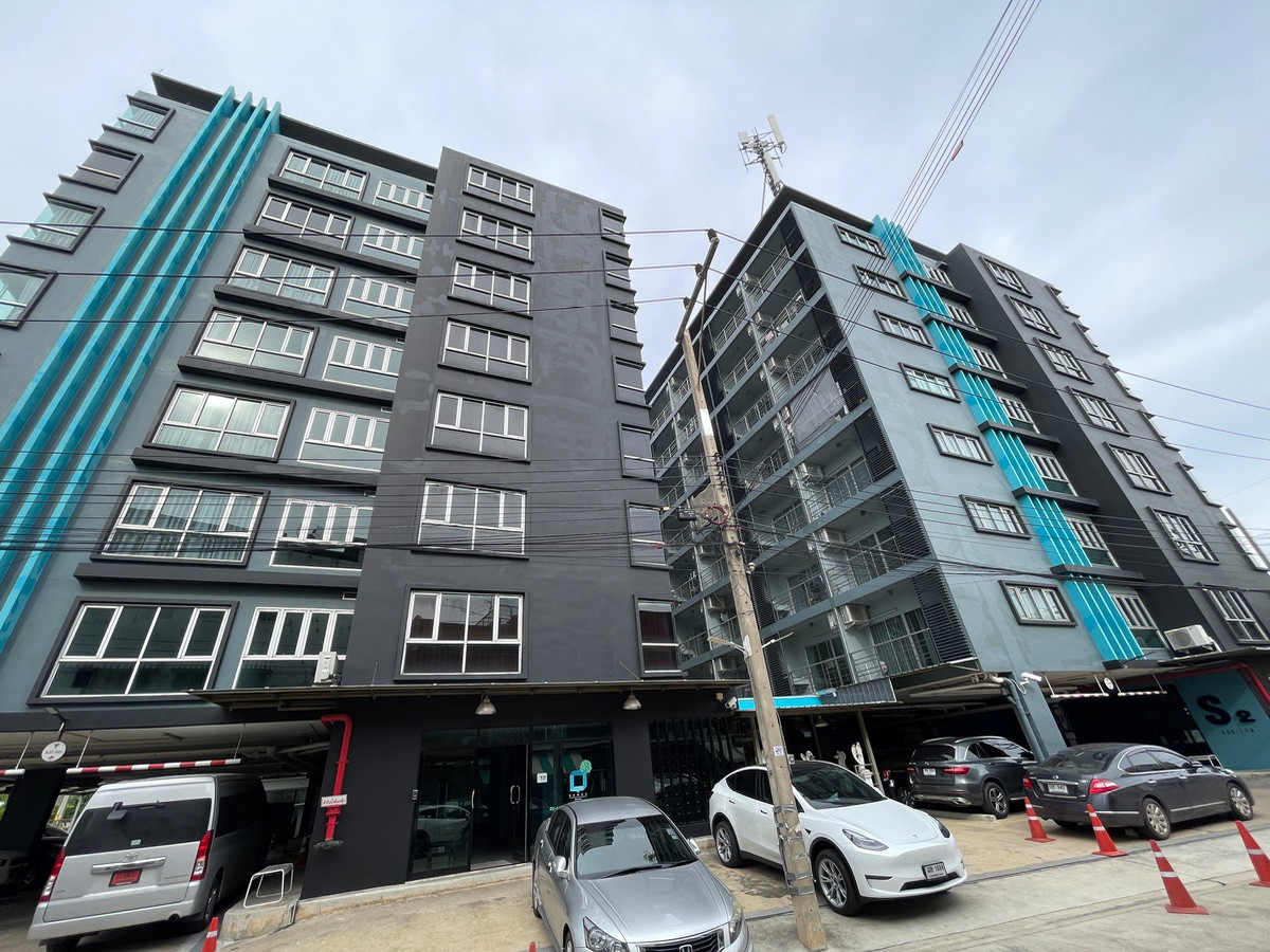 Condo — photo 3