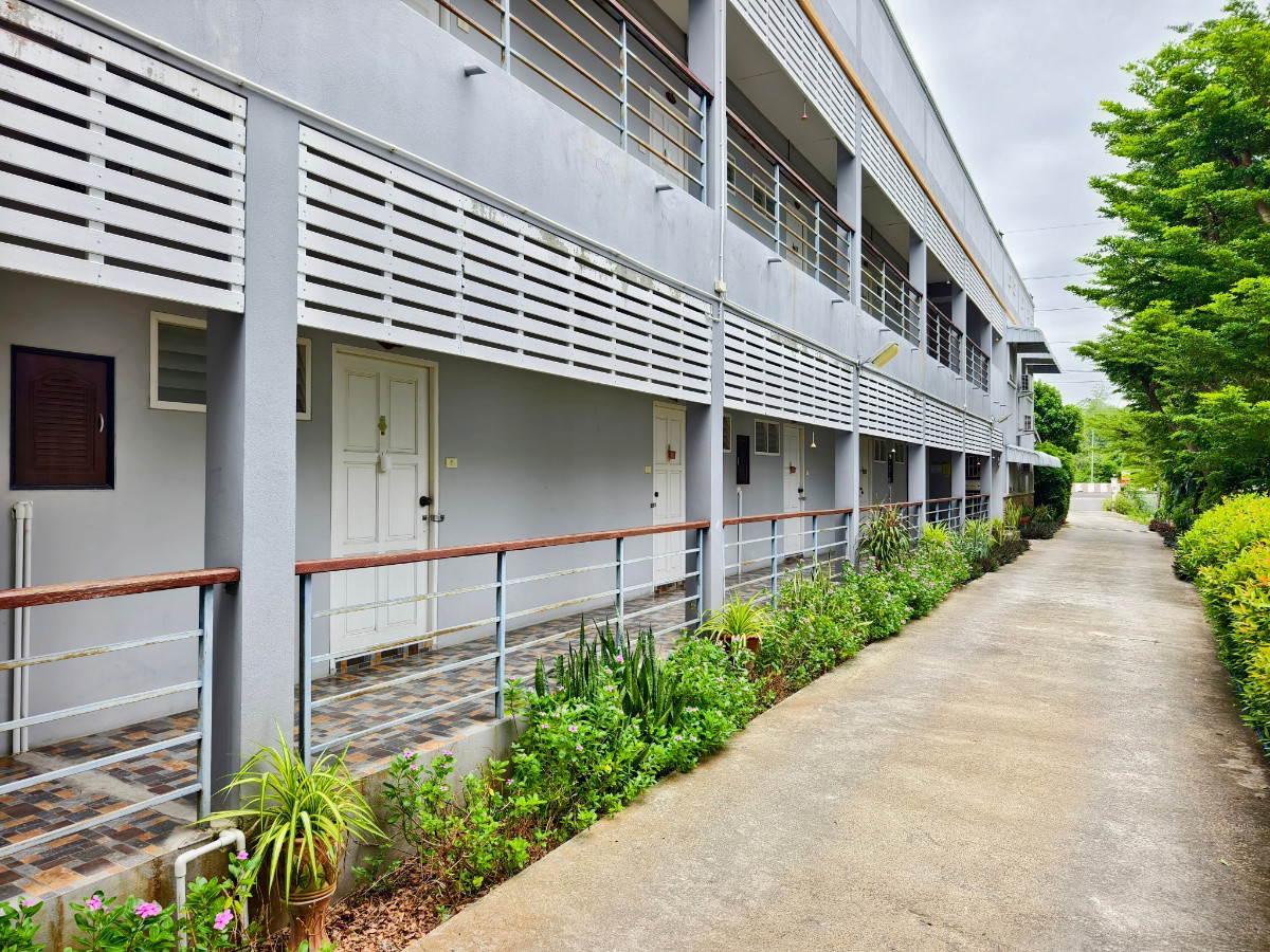 Condo — photo 3