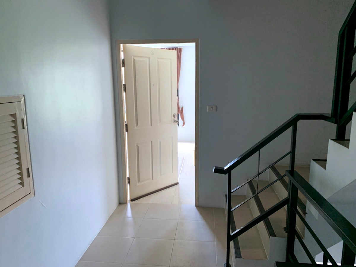 รูปภาพ ห้องพัก D-Complex นิคมปิ่นทอง 1 | อพาร์ทเม้นท์ หอพัก ที่พัก ห้องพัก - รูปที่ 6/7