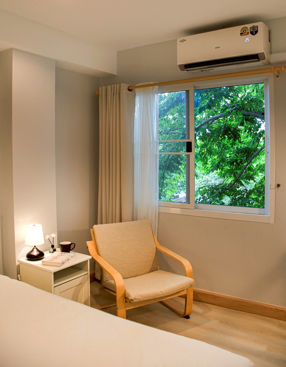 Pictures of Sriyan Residence 17/49