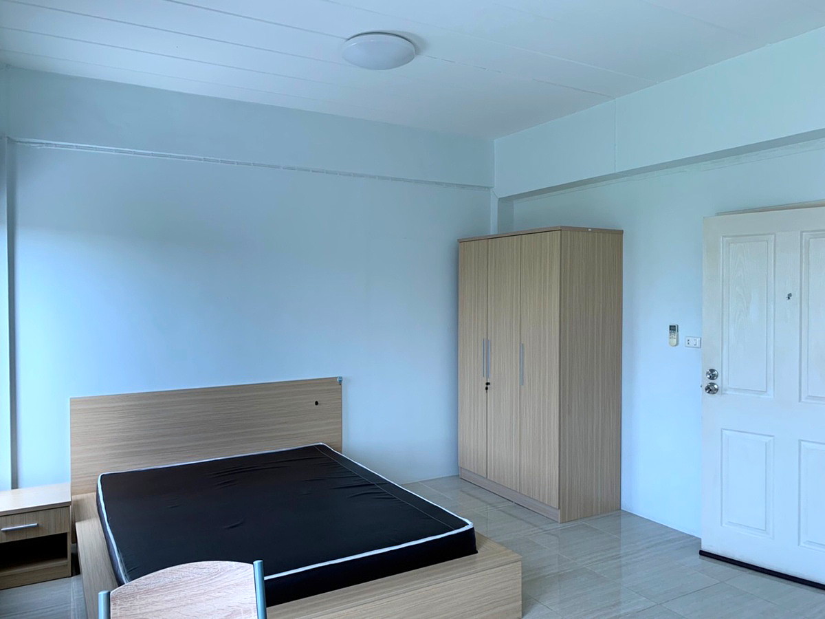 รูปภาพ ห้องพัก D-Complex นิคมปิ่นทอง 1 | อพาร์ทเม้นท์ หอพัก ที่พัก ห้องพัก - รูปที่ 2/7