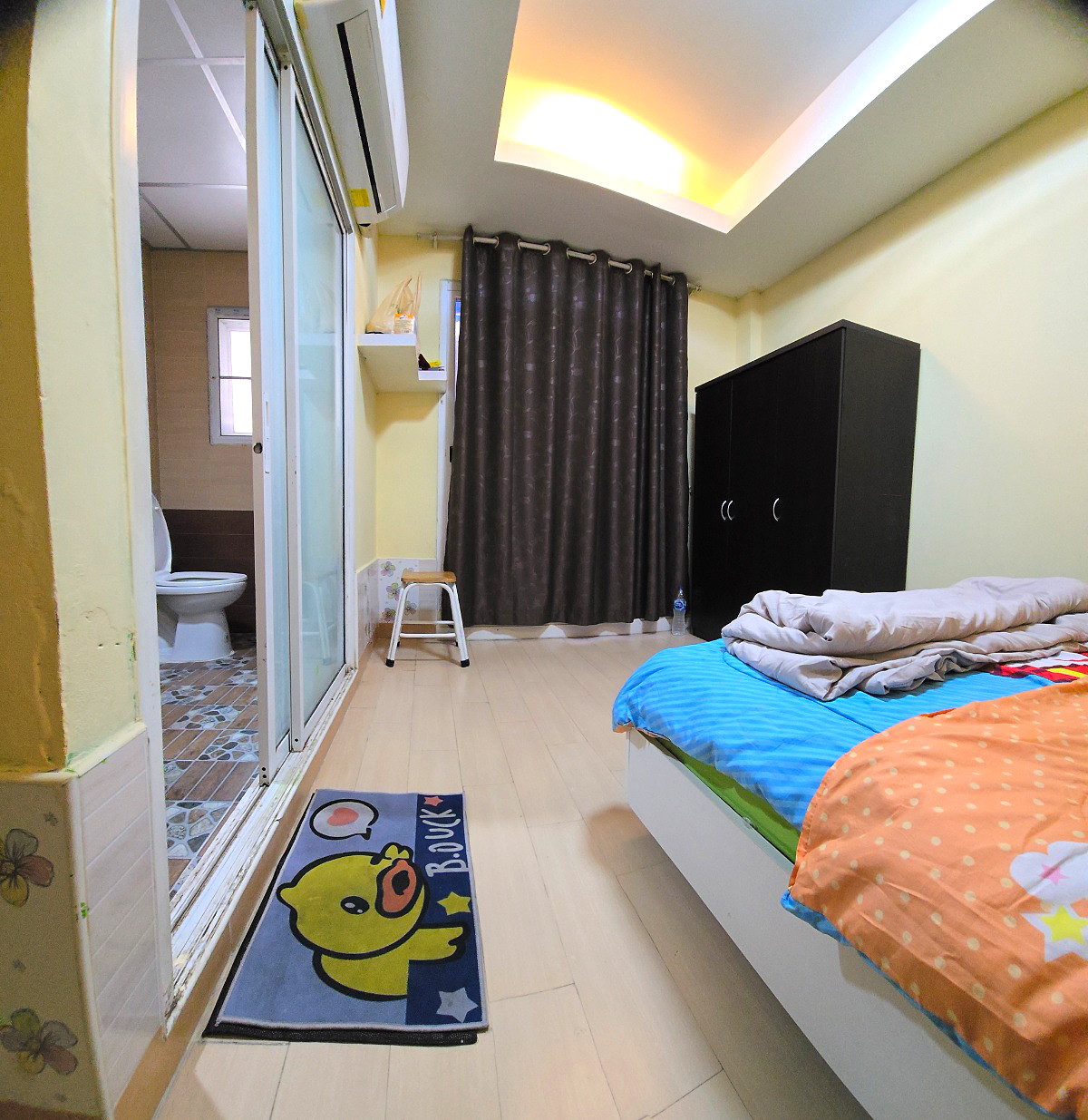 Pictures of Saowanee Dormitory 2/21