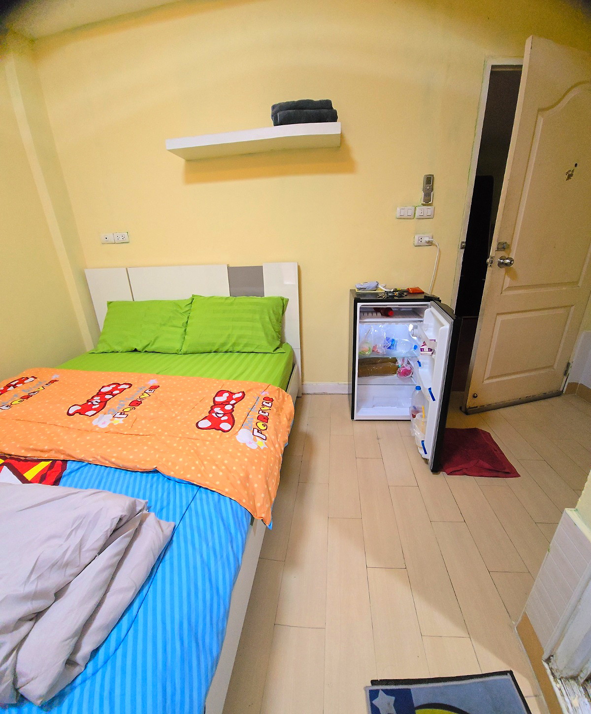 Pictures of Saowanee Dormitory 3/21