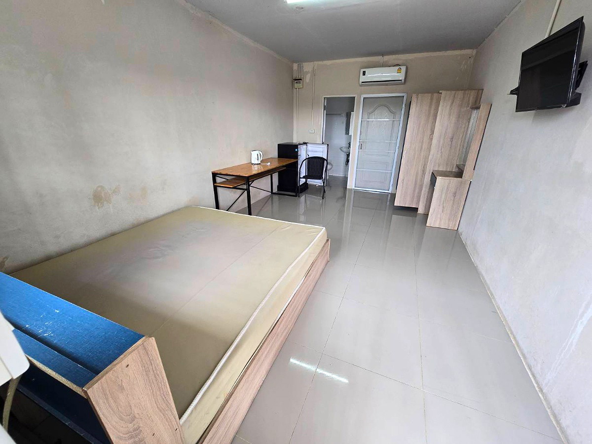 Pictures of twenty one Apartment Suphanburi 2/13