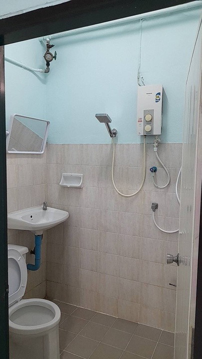 Condo · Wang Thonglang, bangkok — photo 1