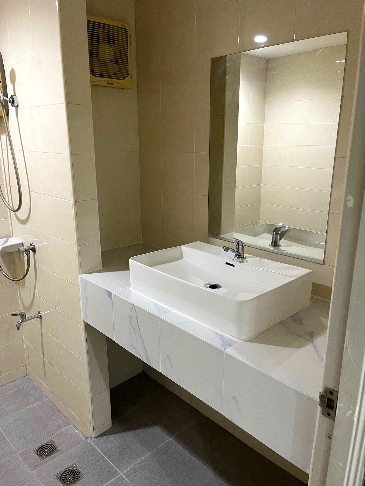 รูปภาพ ศิริเพลส อพาร์ทเม้นท์ (SIRIPLACE APARTMENT)โทร:02-7482309,090-9596183 | อพาร์ทเม้นท์ หอพัก ที่พัก ห้องพัก - รูปที่ 8/53