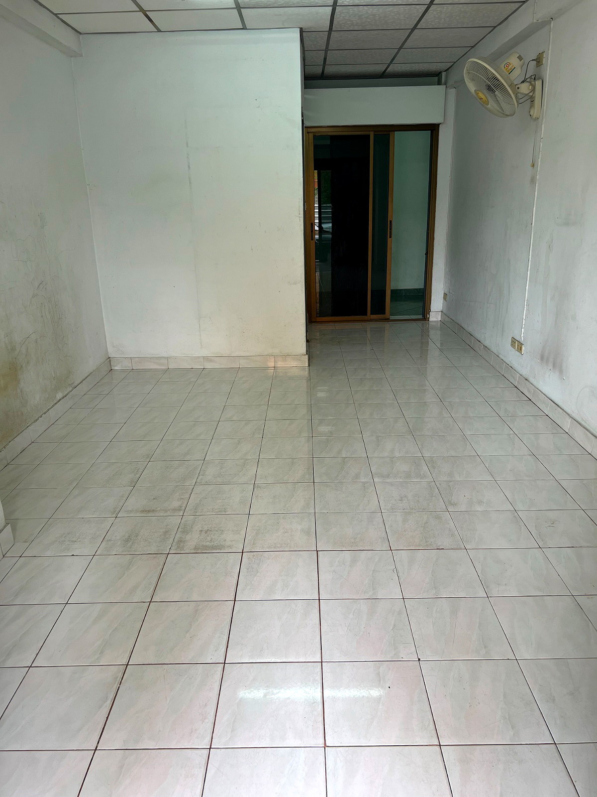 Pictures of K.G. Apartment  15/17