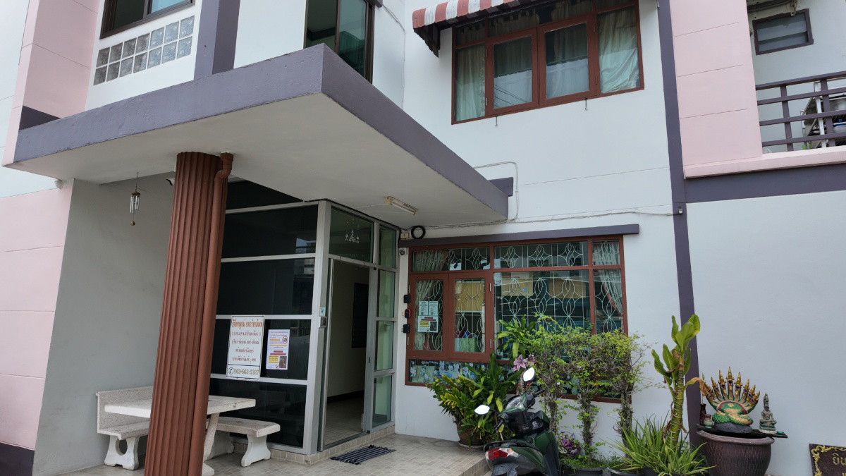 Condo · Mueang Samut Prakan — photo 4