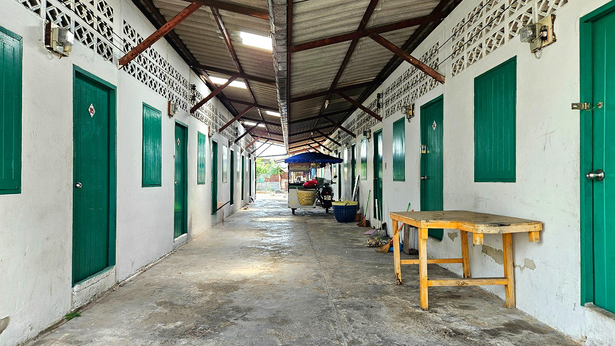 Pictures of Eknakorn Baan Chao 1/18