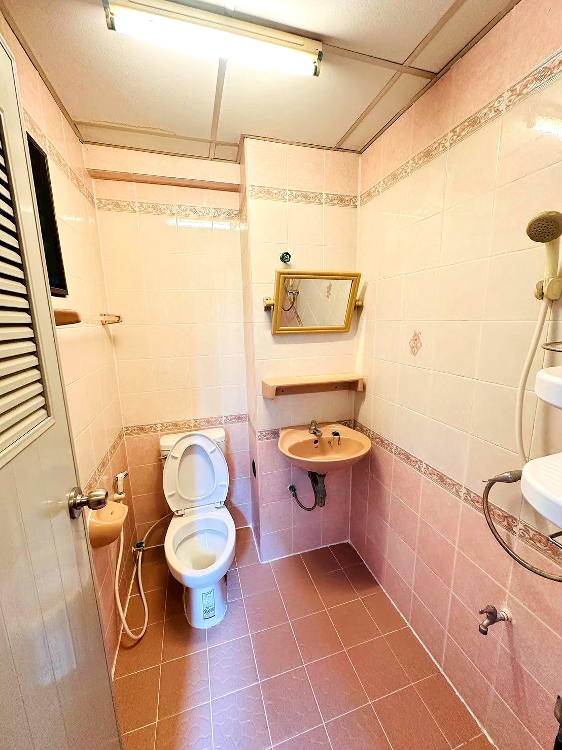 Pictures of Baan Chantana Apartment  1752/2145