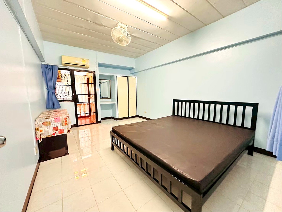 Pictures of Baan Chantana Apartment  1745/2145