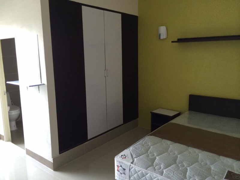 Condo — photo 2