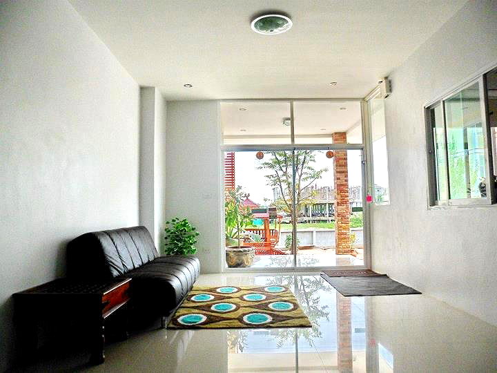 Pictures of Sankhun Apartment Mahasarakam U. 12/27