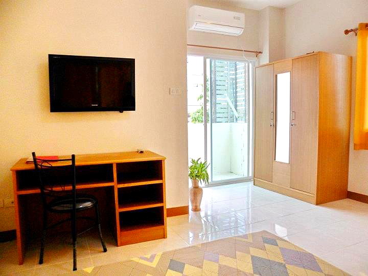 Pictures of Sankhun Apartment Mahasarakam U. 21/27