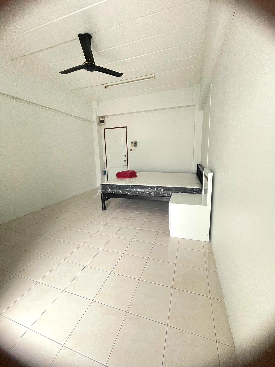 รูปภาพ ห้องพักสำหรับพนักงานฝึกงานและพนักงานทดลองงานย่านถนนแจ้งวัฒนะ  ตรงข้ามรพ วิภารามปากเกร็ด นนทบุรี | อพาร์ทเม้นท์ หอพัก ที่พัก ห้องพัก - รูปที่ 30/34