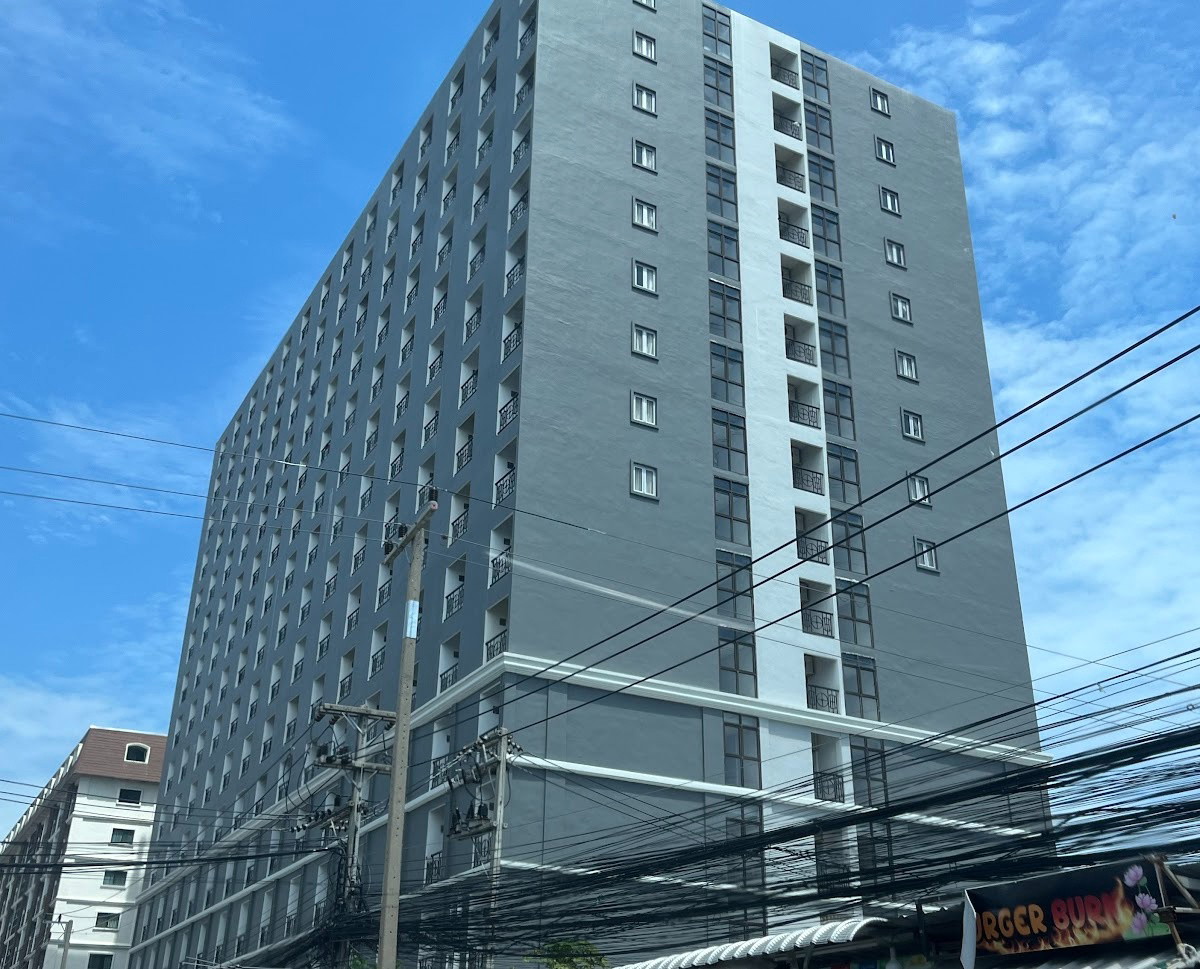 Condo — photo 3