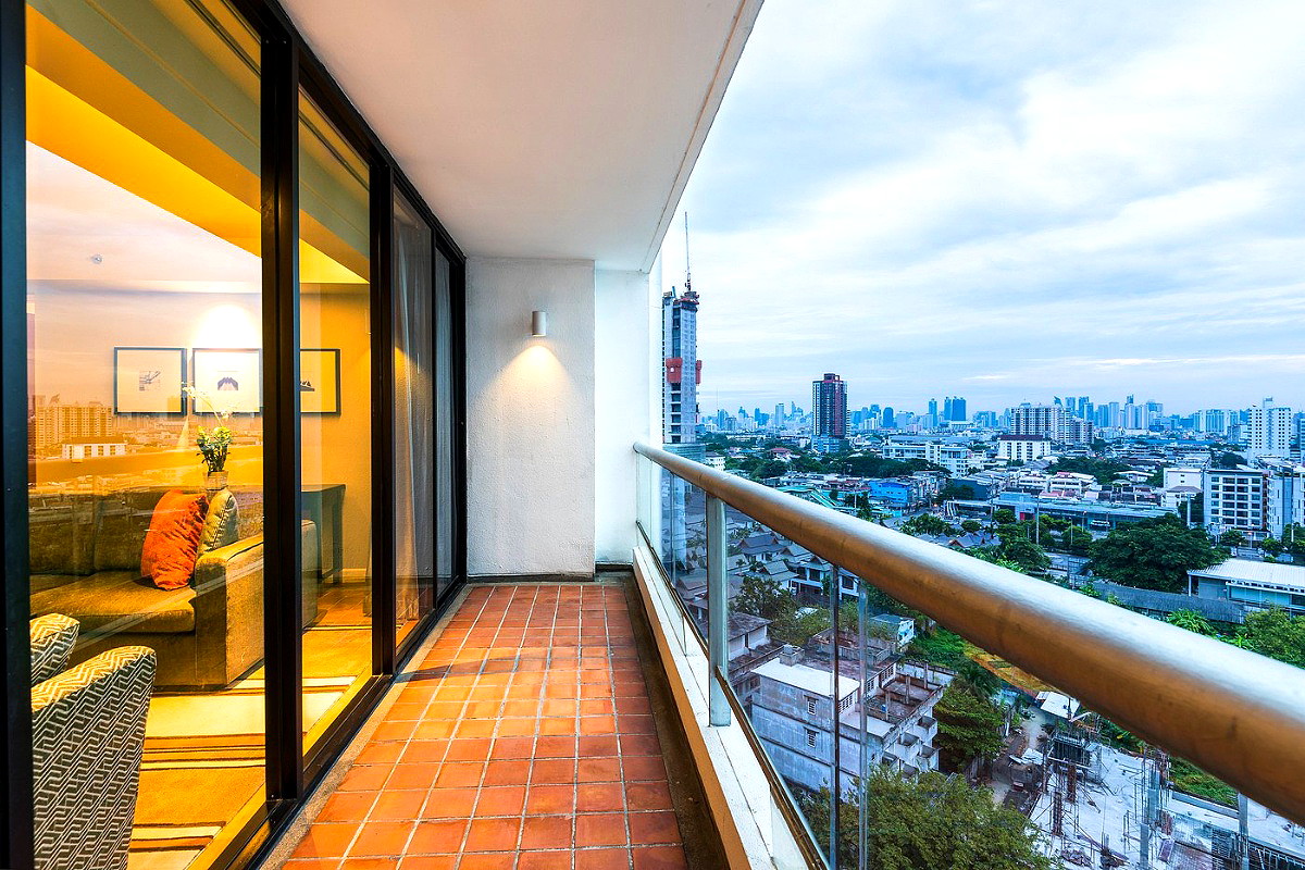 Pictures of Chatrium Residence Sathon 11/22