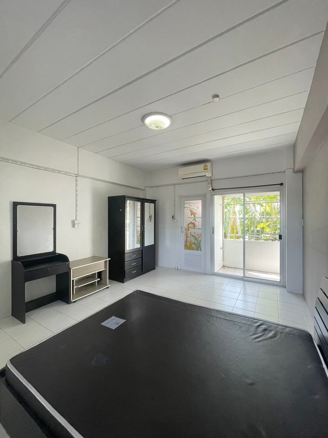 Condo — photo 2