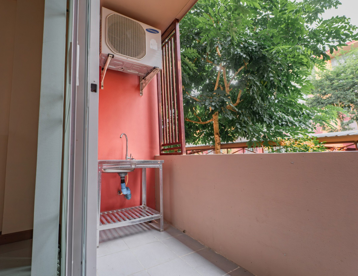 Condo — photo 5