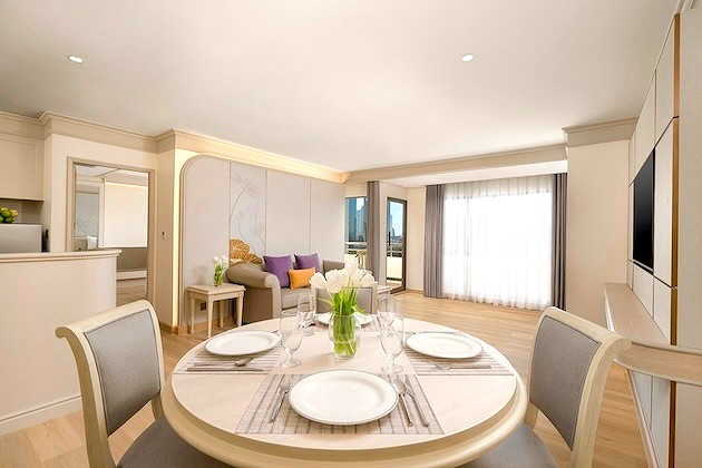Pictures of Centre Point Hotel Sukhumvit 10 11/23