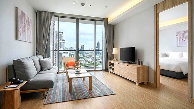 Pictures of Oakwood Suites Bangkok Hotel 3/14