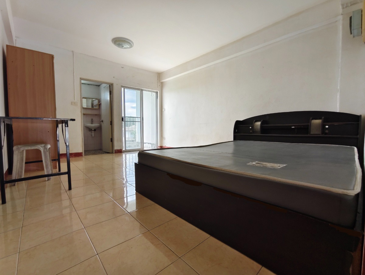 Condo · Khan Na Yao, bangkok — photo 2