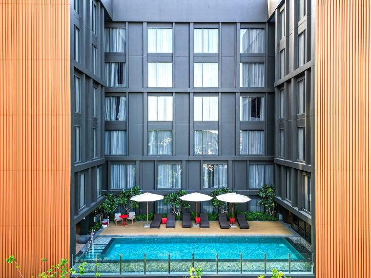 Pictures of Oakwood Studios Sukhumvit Bangkok 8/8