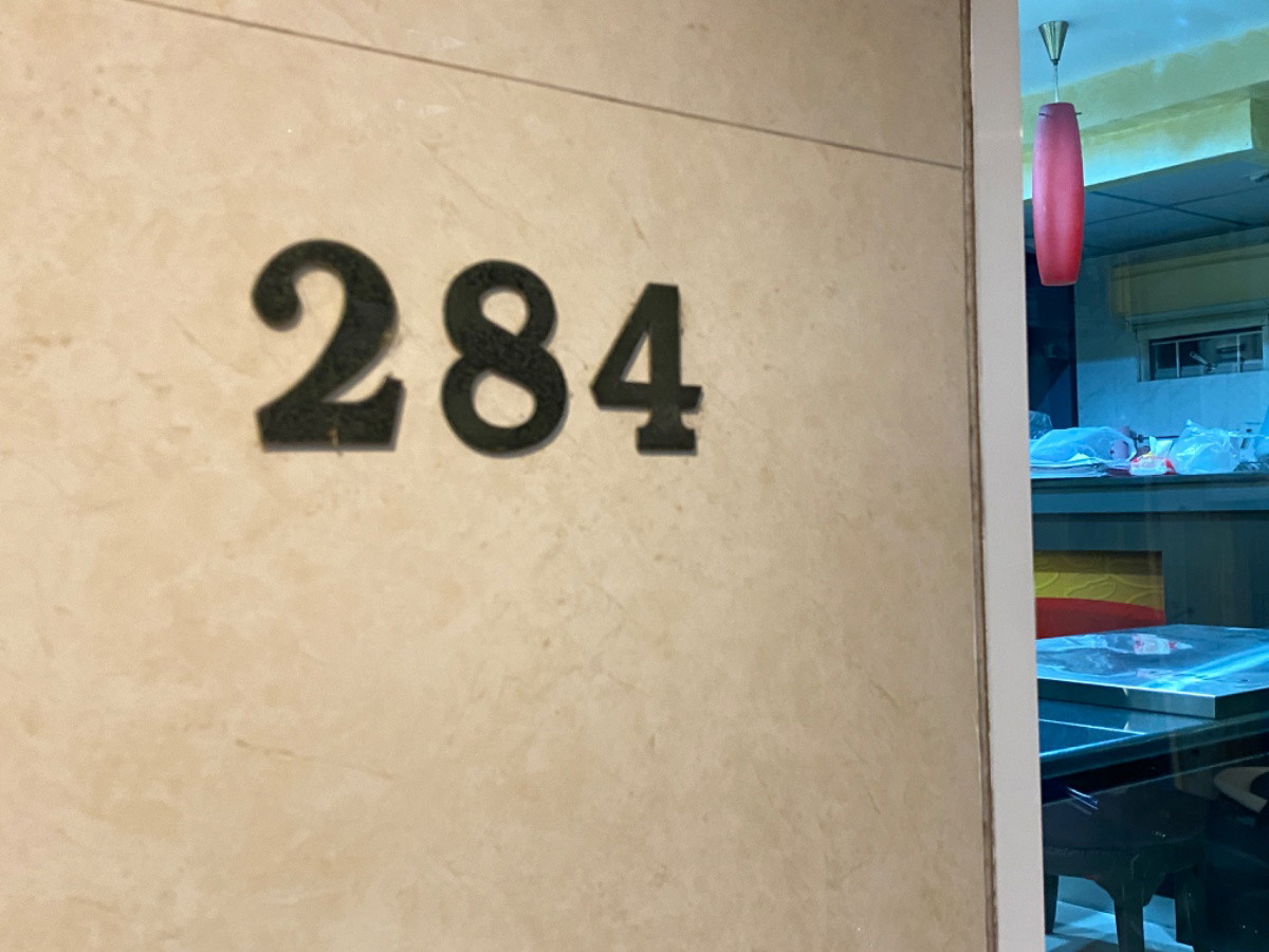 Condo — photo 1