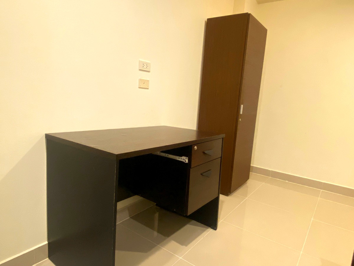 Pictures of Chaiyanutt Place 7/10