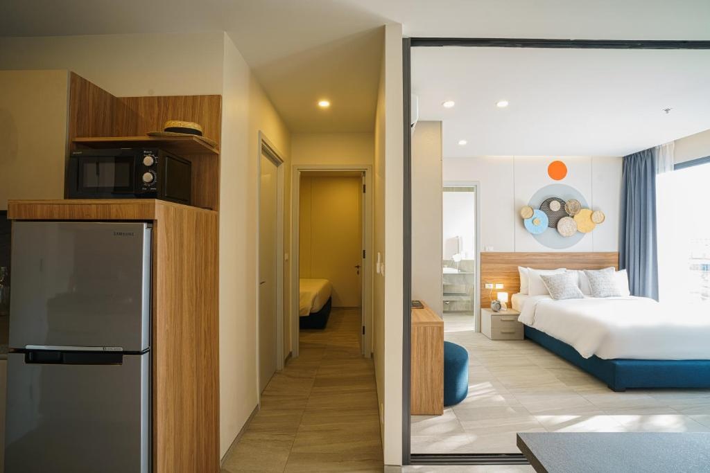 Condo · Mueang Phuket, phuket — photo 2
