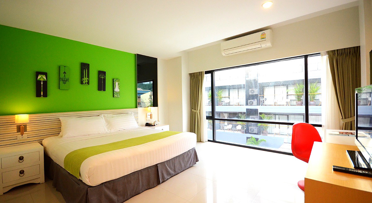 Pictures of The Lantern Resorts Patong 1/13