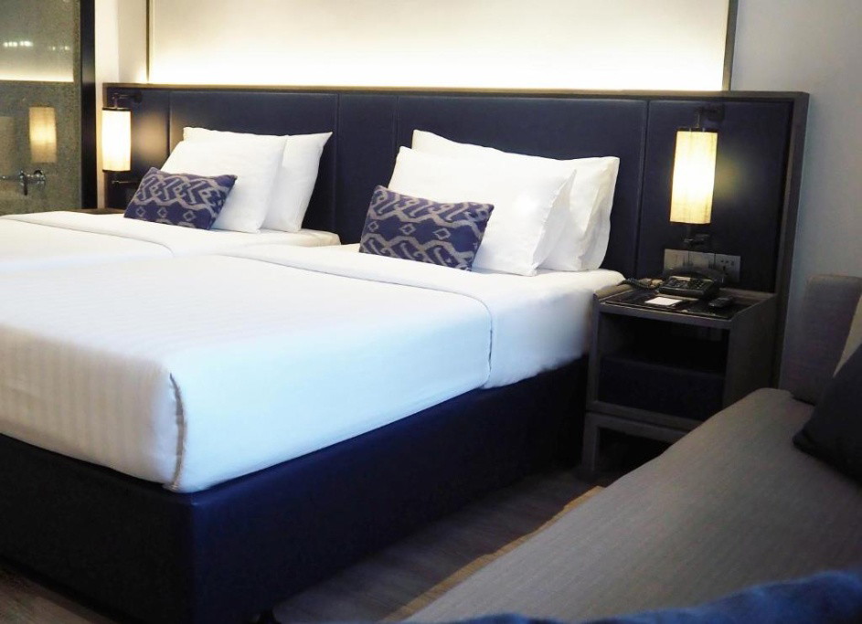 Condo — photo 2