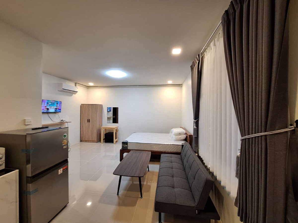 Condo — photo 2