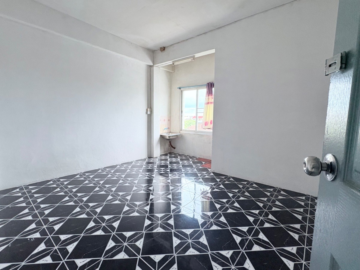 Condo · Lat Phrao, bangkok — photo 5
