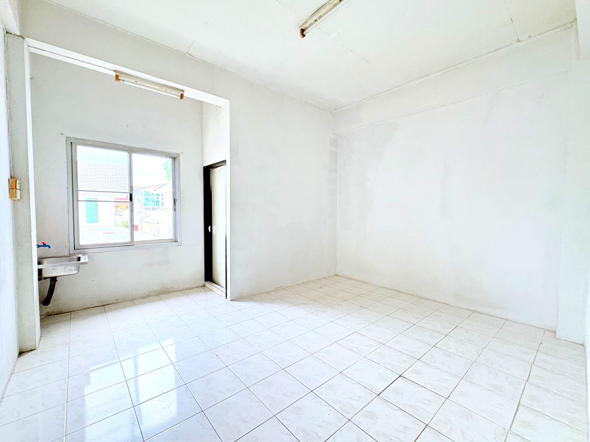 Pictures of watchara mansion 6/9
