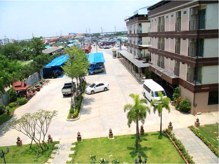 Pictures of BS Residence Suvarnabhumi 10/20