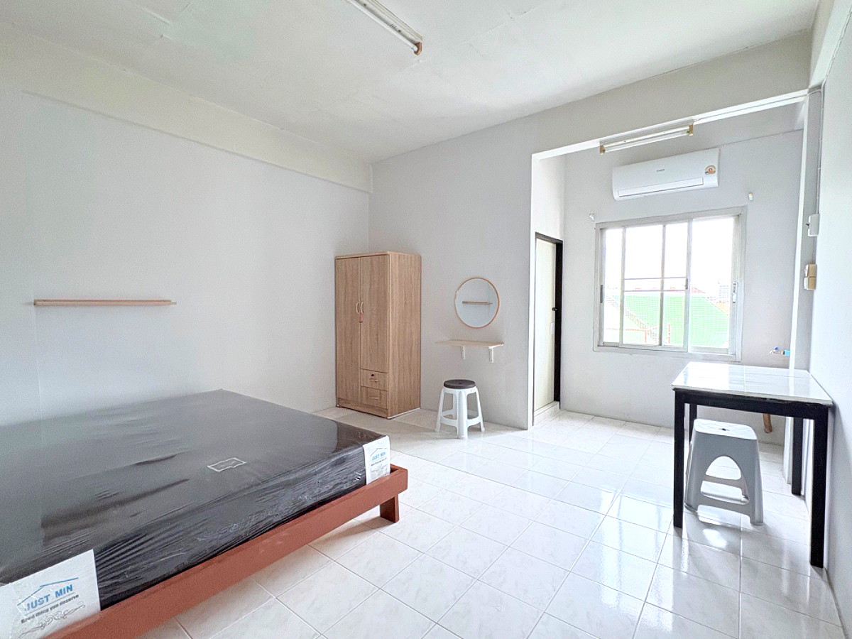 Pictures of watchara mansion 3/9