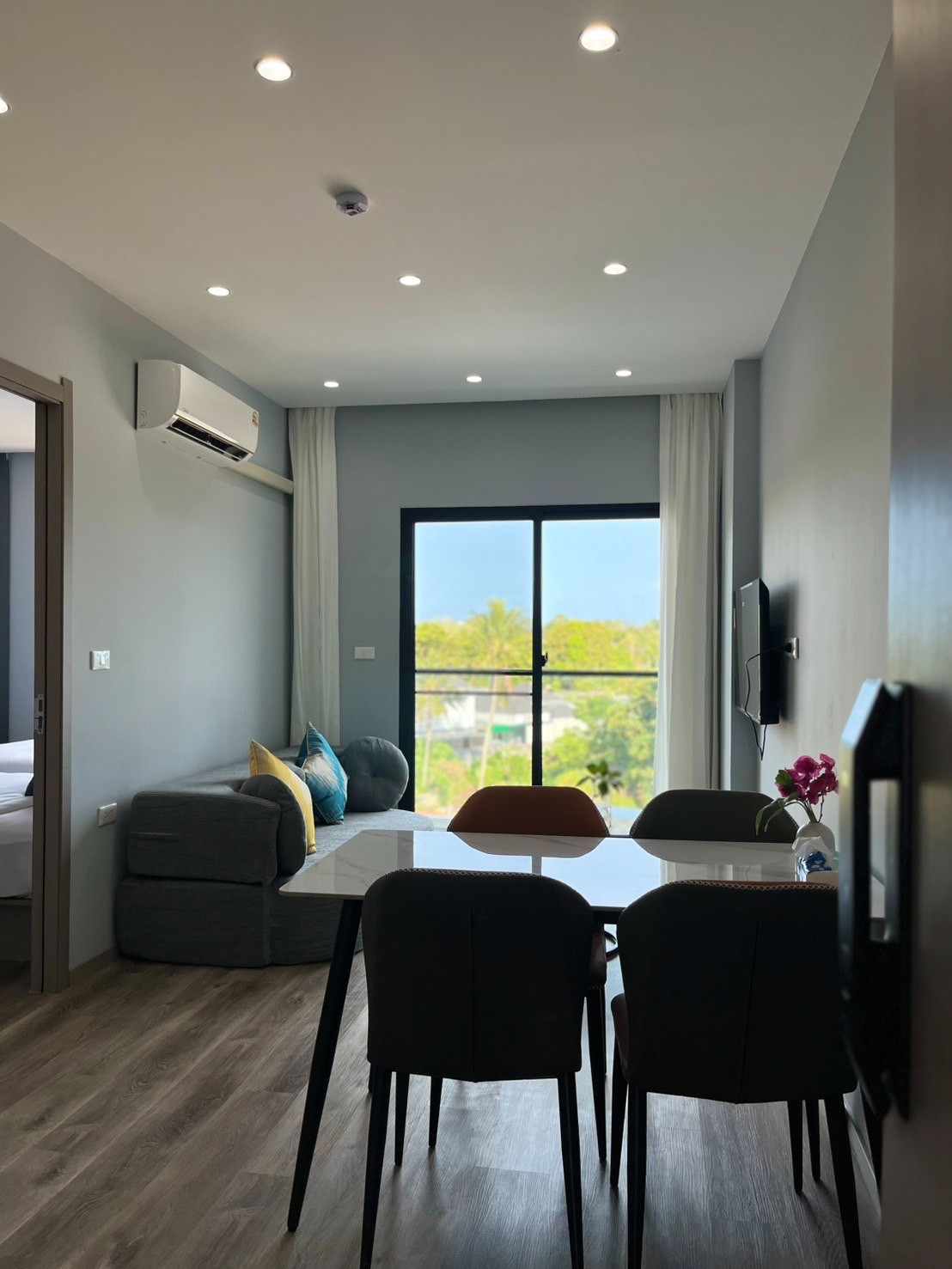 Condo · Mueang Phuket, phuket — photo 1