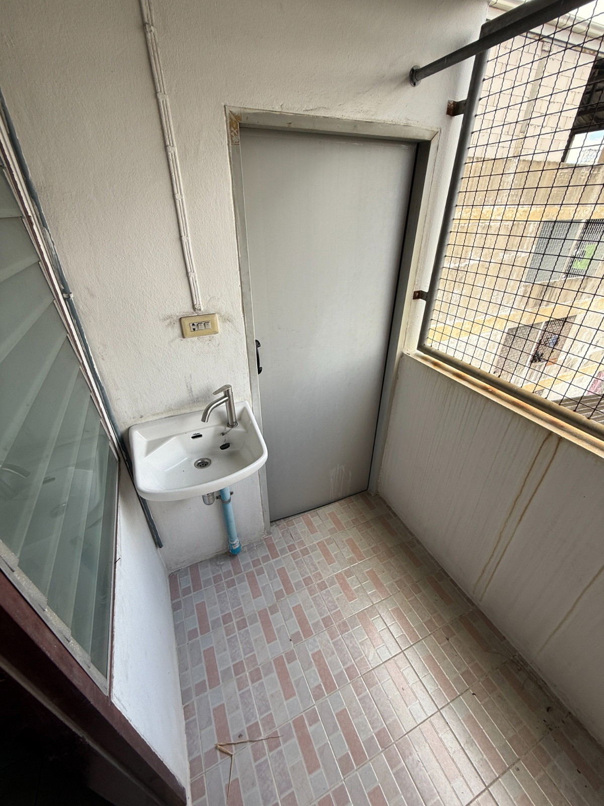 Condo · Mueang Samut Prakan — photo 4
