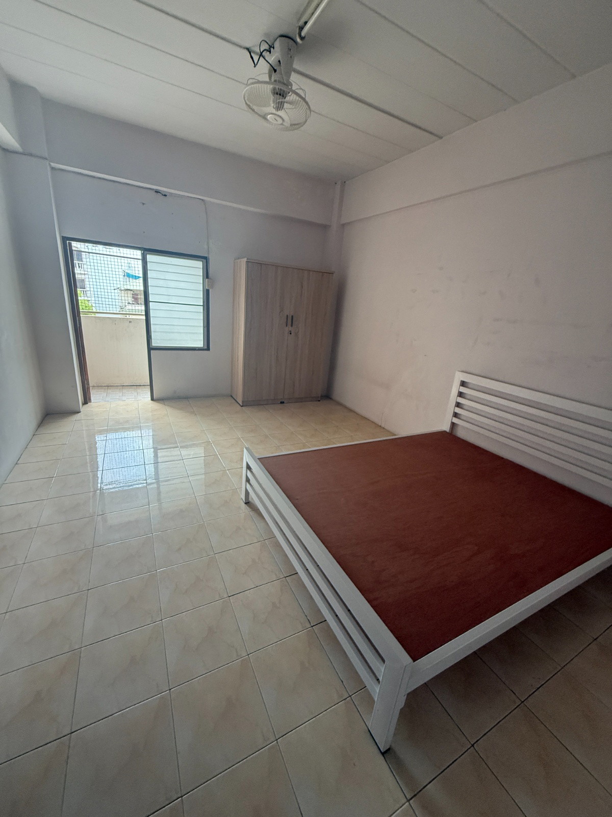 Condo · Mueang Samut Prakan — photo 5