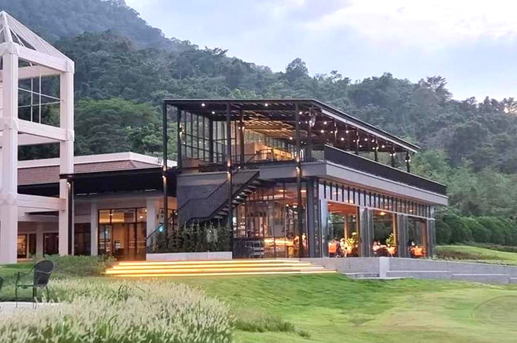 Pictures of Royal Hills Golf Resort & Spa 14/29
